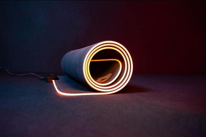 Actual product image Lexip B10 XL Flexible Mouse Pad RGB (XL)