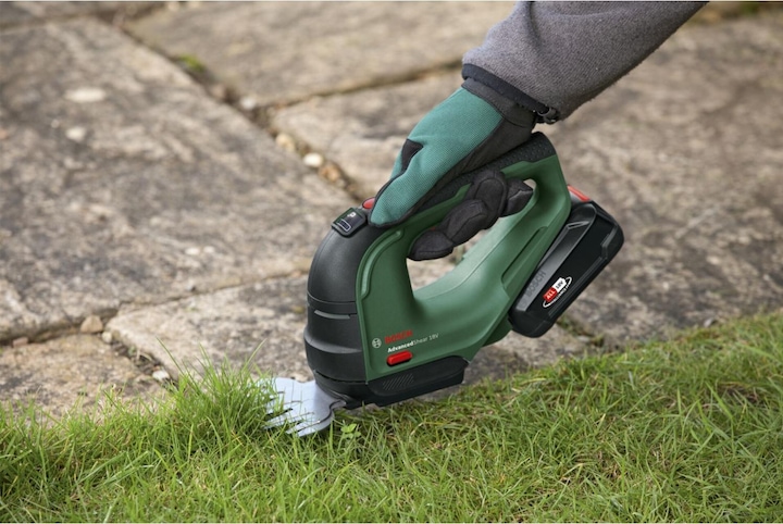 Actual product image Bosch Home & Garden Advanced Shear 18 Set (Cordless hedgecutters)