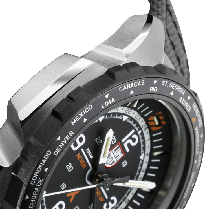 Produktbild Luminox Bear Grylls Survival 3760 Air Series (Taucheruhr, 45 mm)