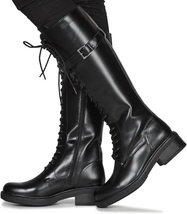 Actual product image Chattawak Rossa Leather Boots (39)