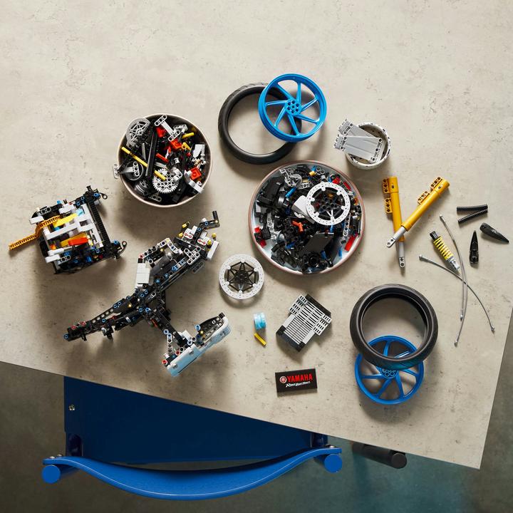 Produktbild LEGO Yamaha MT-10 SP (42159, Technic) (42159, LEGO Technic)