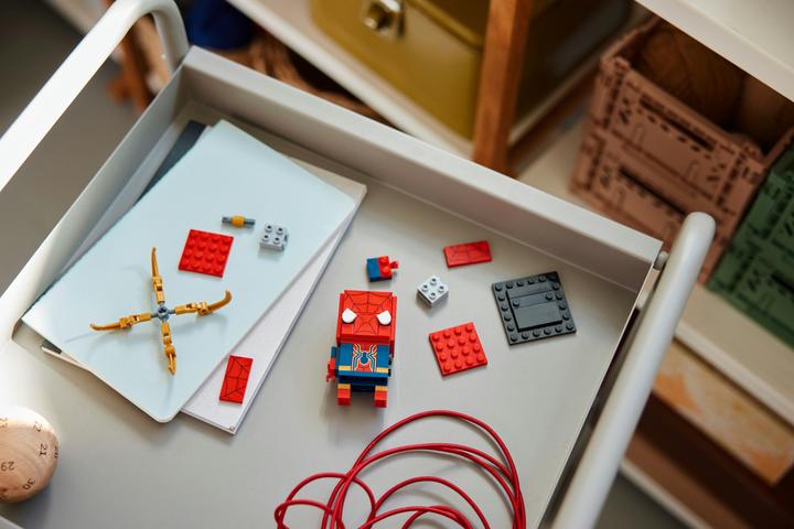 Produktbild LEGO Iron Spider-Man (40670, LEGO Brickheadz)