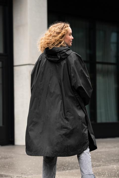 Actual product image reisenthel Mini Maxi Raincoat Schwarz (One size)
