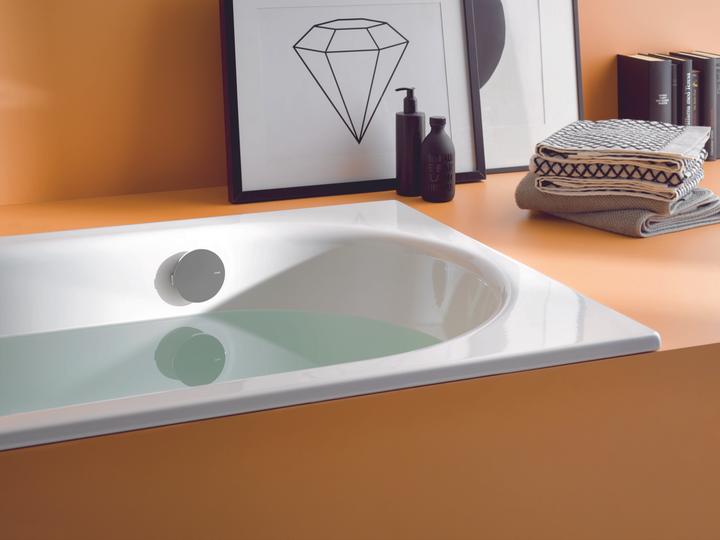 Actual product image Bette Comodo bathtub, 190 x 90 cm, 1622-, lateral overflow in front (228 l, 190 cm, 90 cm)