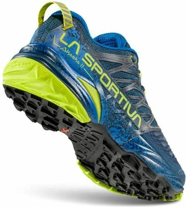 Actual product image La Sportiva Akasha II (45.5)