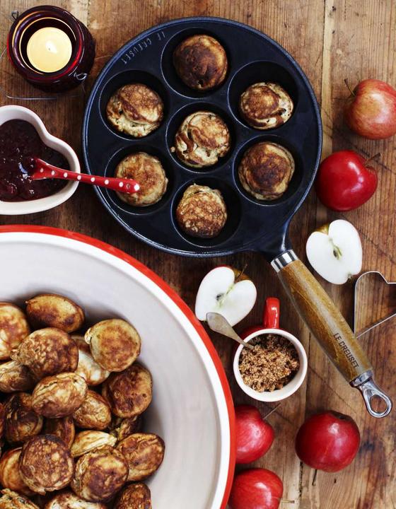 Immagine prodotto Le Creuset Teglia per cupcake con manico in legno (20 cm, Ghisa, Smalto)