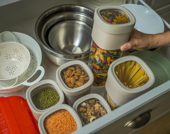 Produktbild Lékué Flip Aufbewahrungsboxen Set beige, 5-tlg. (0.85 l)