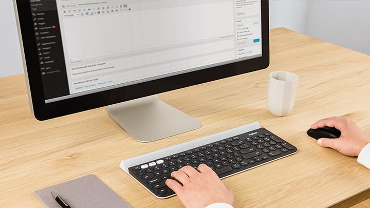 Actual product image Logitech USB Unifying Reciever
