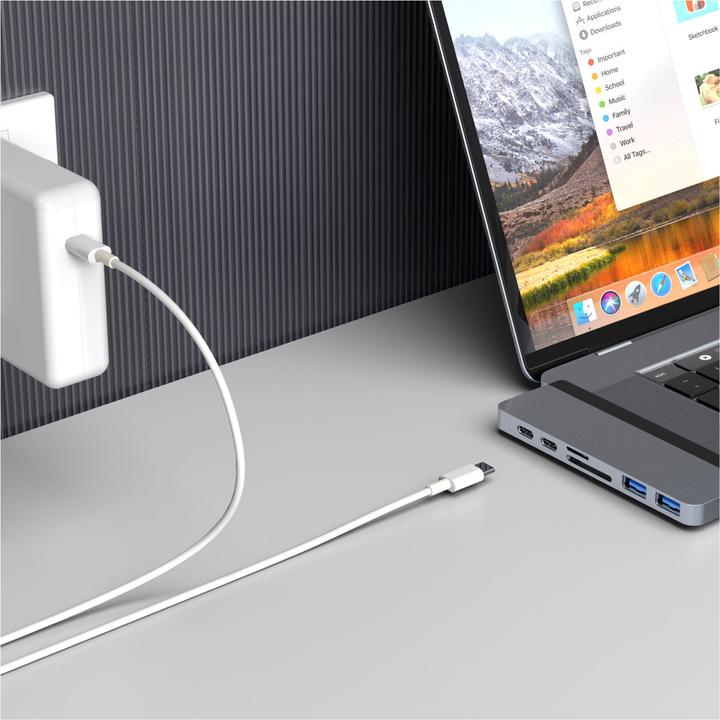 Actual product image Targus Hyper Duo (USB-C, 7 ports)