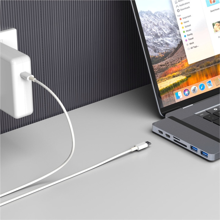 Actual product image Targus Hyper Duo (USB-C, 7 Ports)