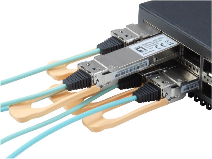 Image du produit LevelOne AOC-0501 Module émetteur-récepteur réseau fibre optique QSFP28 850 nm