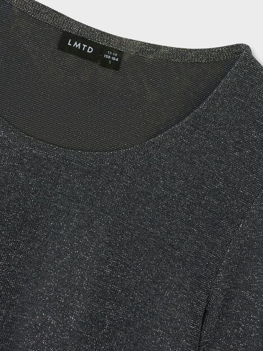 Actual product image Lmtd U-neck top with long sleeves (146)