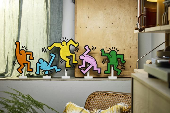 Actual product image LEGO Keith Haring - Dancing figures (LEGO Art)