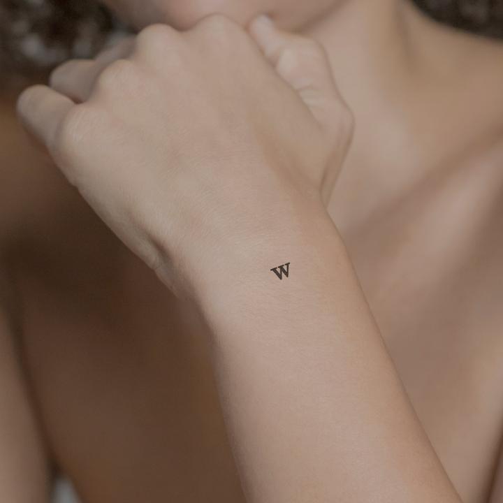 Image du produit minink Tatouage temporaire - Lettre majuscule : W