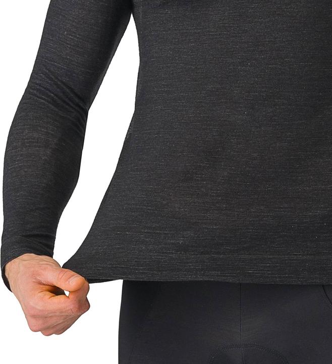 Actual product image Castelli Seamless baselayer (M)