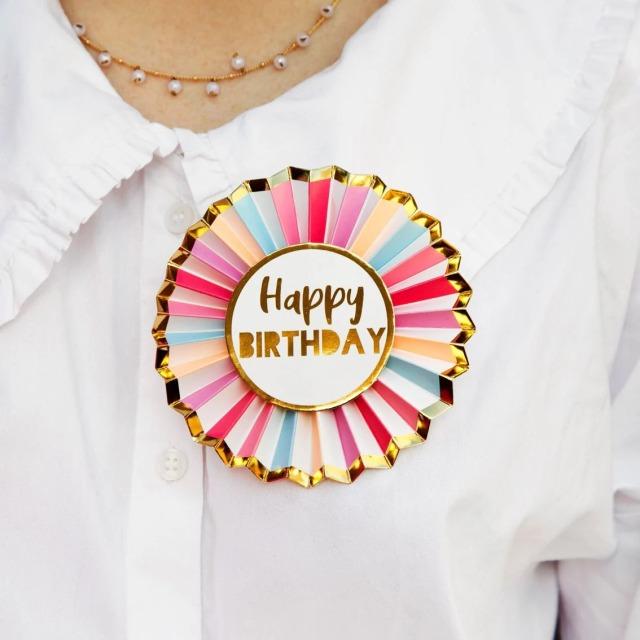 TALKING TABLES Rose Happy Birthday Badge