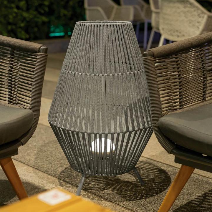 Productafbeelding Newgarden CONTA LED vloerlamp voor buiten, draadloos, met afstandsbediening, USB, oplaadbare batterij IP54 (900 lm, IP54)