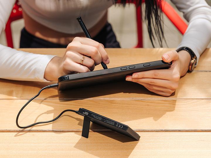 Actual product image Tracer POWERBANK AIRMAG1 5000MAH PD20W+15W MAG (5000 mAh, 20 W)