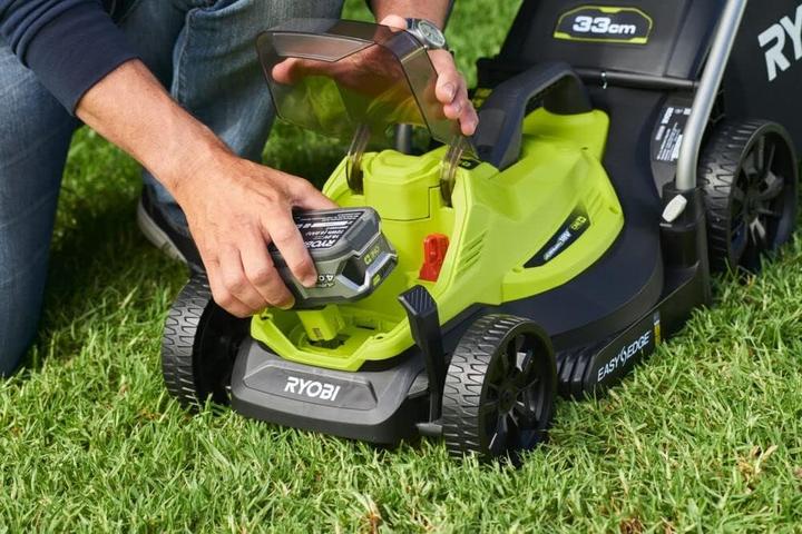 Image du produit Ryobi RLM18X33B40 (Fonctionnement sur batterie)