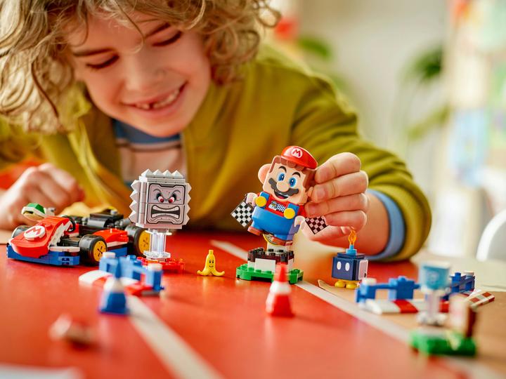 Produktbild LEGO Mario Kart – Interaktiver LEGO Mario & Standard-Kart (72043, LEGO Super Mario)