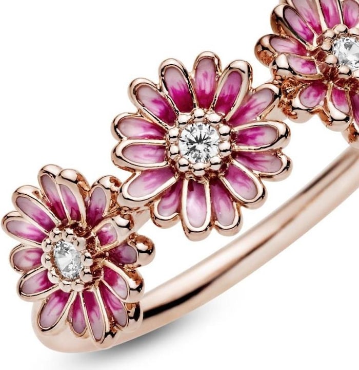 Actual product image Pandora Rose Daisy Ring (58, 925 Silver)