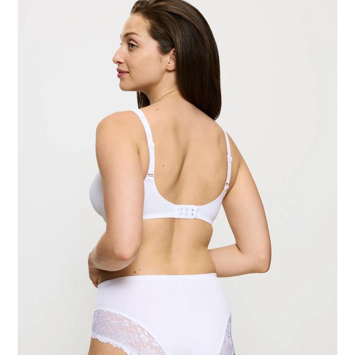 Actual product image Triumph Modern Lace + Cotton W Underwired Bra (Single pack, 80 E)