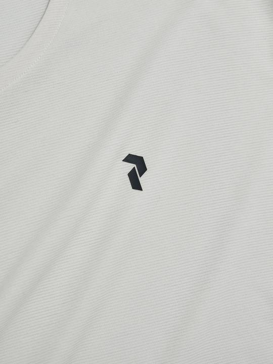 Actual product image Peak Performance Women's Delta L/S Tee (XS)