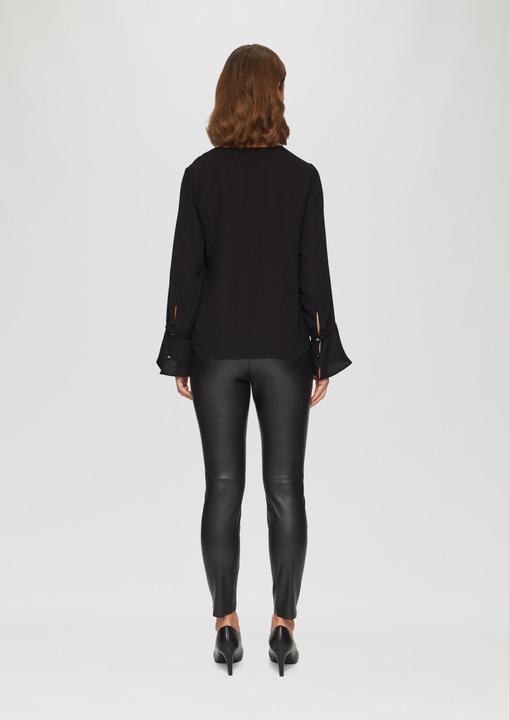 Immagine prodotto s.Oliver Bluse Volantbluse mit V-Ausschnitt (42)