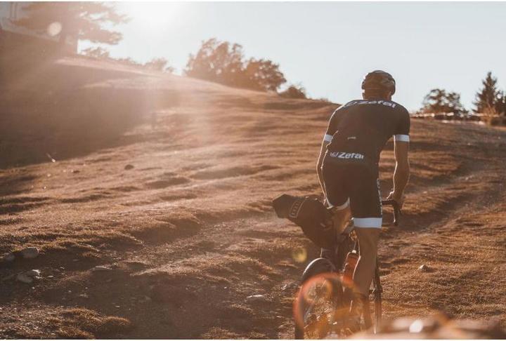 Actual product image Zefal Z-Adventure R17 (17 l, Saddle bag)