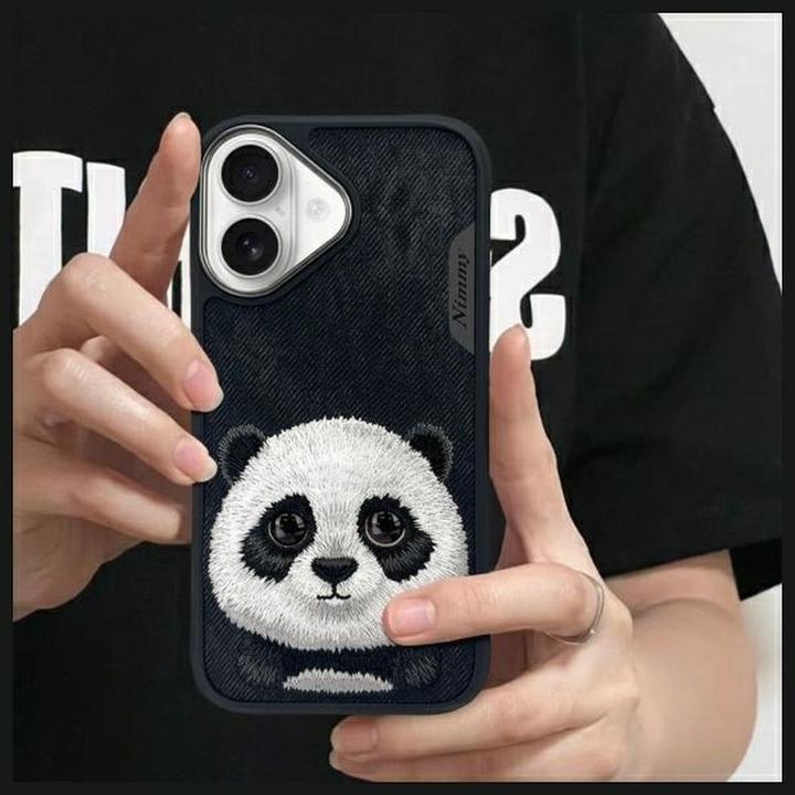 Actual product image Mocco Nimmy case iPhone 16 6.1" black Big Eyed Pet 2.0 Panda (Apple iPhone 16)