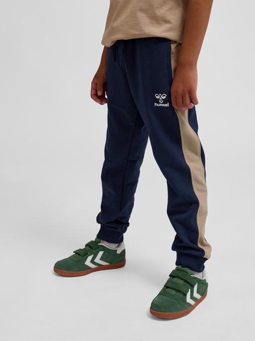 Image du produit hummel hmlESSEN PANTS (122)