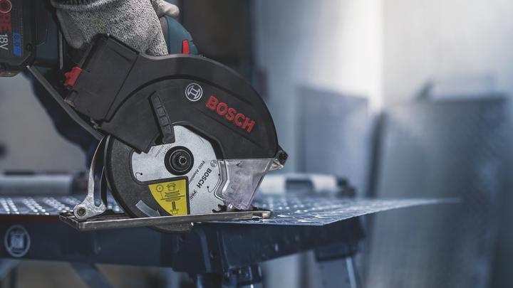 Produktbild Bosch Professional Zubehör PRO Aluminium cordless Kreissägeblatt, 165 x 1,8 x 15.875 mm