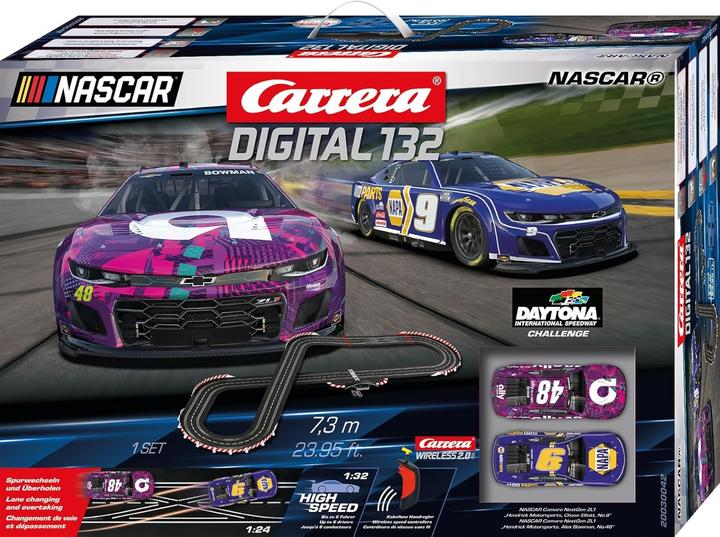 Carrera Digital 132 NASCAR Daytona Challenge