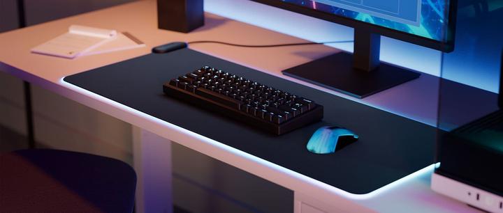 Actual product image Hyte CNVS Gaming Mouse Pad, ARGB - black (XXL)