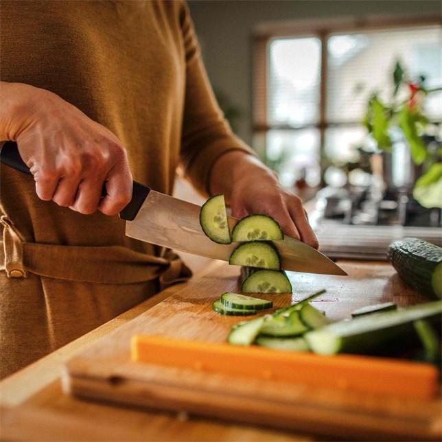 Immagine prodotto Fiskars Coltello da chef grande Functional Form 1057534 (19.90 cm)