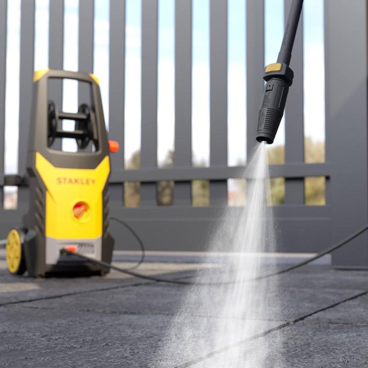 Actual product image Stanley SXPW24B-E High-pressure cleaner (2400 W 170 bar 500 l/h) | 2400 W | 170 bar | 500 l/h (Electrical connection)