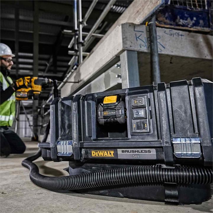 Actual product image DeWalt DCV586MK (Wet dry vacuum cleaner)