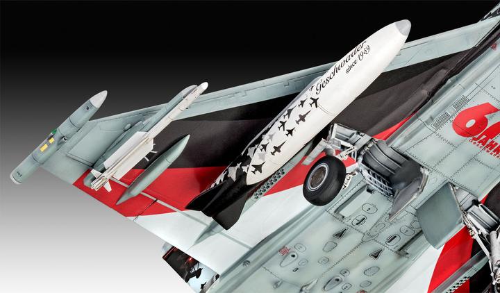 Produktbild Revell Eurofighter Typhoon BARON SPIRIT