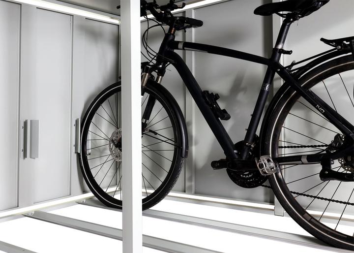 Actual product image MCW L56b-4