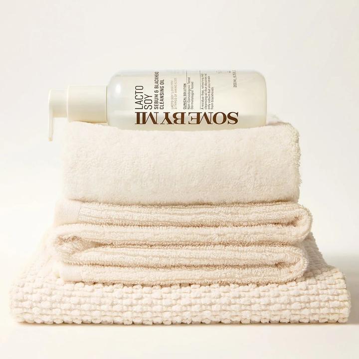 Immagine prodotto Some By Mi Lattosoccorso di soia sebo e punti neri (Olio detergente, 200 ml)