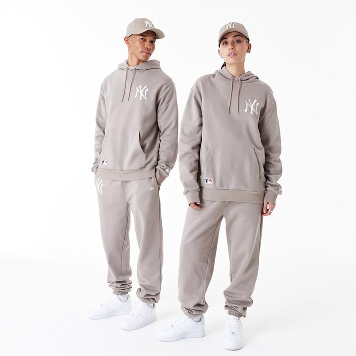 Actual product image New Era Oversized Hoody New York Yankees ash brown (L)