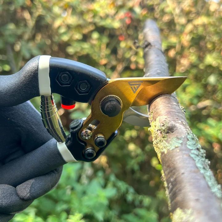 Produktbild Stahlwerk Gartenschere aus Carbon-Stahl Rosenschere / Rebschere / Gärtnerschere