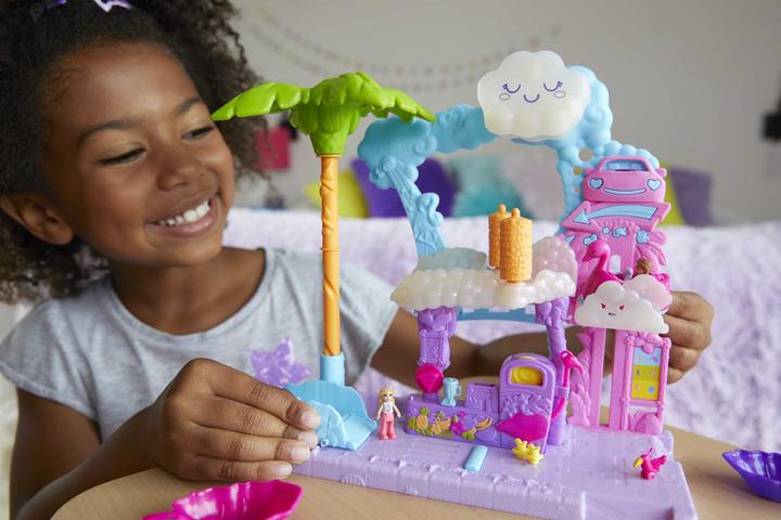 Actual product image Polly Pocket Pollyville flamingo fun car wash, 2 small dolls, for children 4 years and older