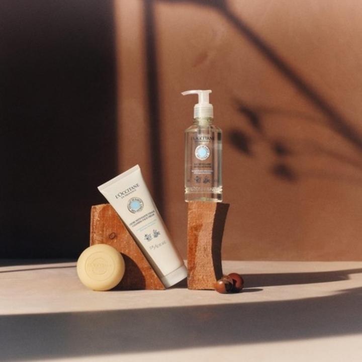 Image du produit L'Occitane Shea Butter Cleansing Cream 125ml Enriched with Shea Butter Vegan & 100% Readily Biodegra (Crème nettoyante, 125 ml)