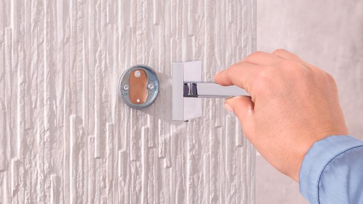 Produktbild tesa EXXCLUSIV Glasablage inkl. Klebelösung ohne Bohren