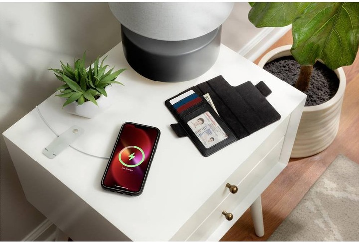 Actual product image TwelveSouth BookBook iPhone 13 mini Brn (Apple iPhone 13 mini)