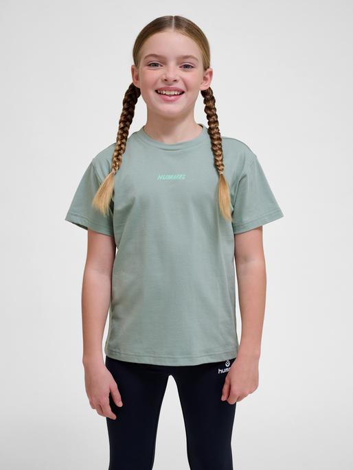 Actual product image hummel hmlELLA T-SHIRT S/S (140)