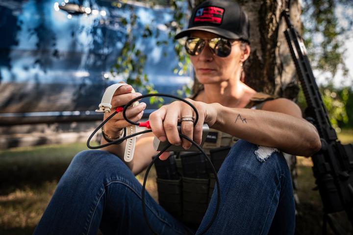 Produktbild Source Tactical Recce 3:20 cable for Garmin USB-C Black/Red