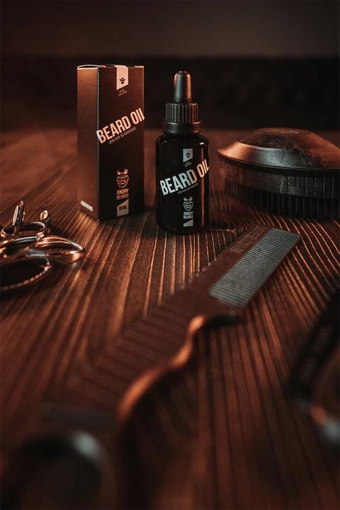 Produktbild Angry Beards Jack Saloon Bartöl (30 ml)