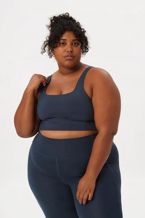 Actual product image Girlfriend Collective sports bra tommy (XS)